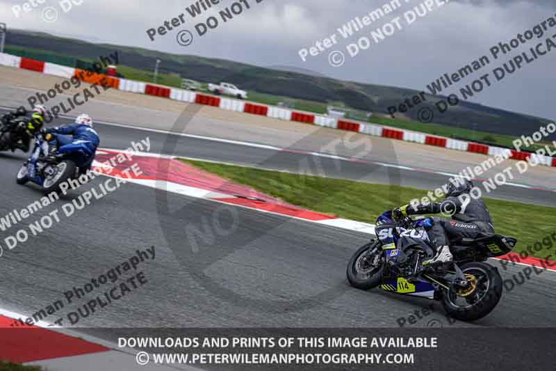 cadwell no limits trackday;cadwell park;cadwell park photographs;cadwell trackday photographs;enduro digital images;event digital images;eventdigitalimages;navarra;no limits trackdays;peter wileman photography;racing digital images;trackday digital images;trackday photos